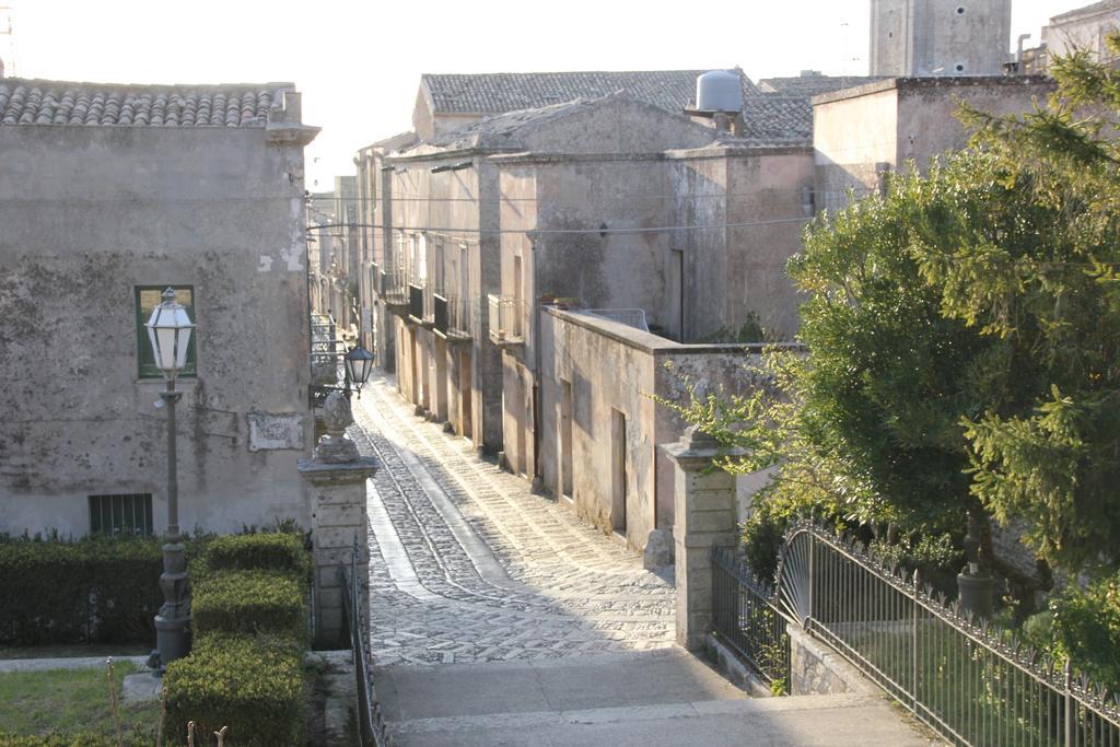 B&B Trapani Bedda Paceco Bagian luar foto